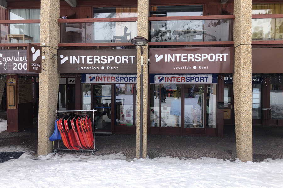 Ski rental Les Arcs 2000 Intersport